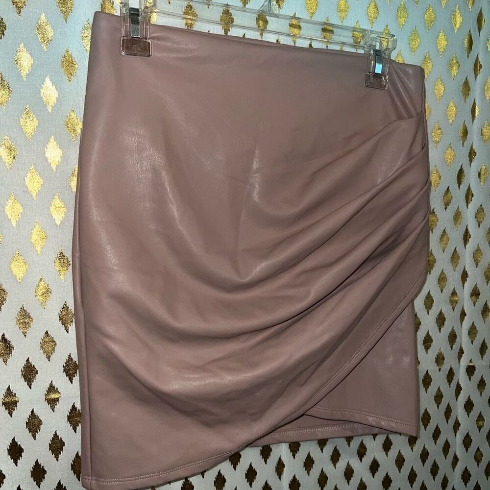 Iris dusty rose tan faux leather cowboy country mini skirt size M